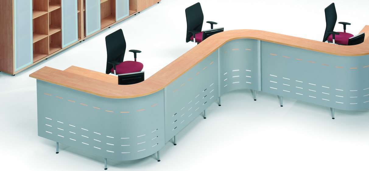mostrador metalico y madera melaminada